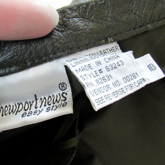 VINTAGE Stylish High Waist Leather Pants in Deep Green Size Medium 28" W SZ 6/8 - Picture 5 of 10